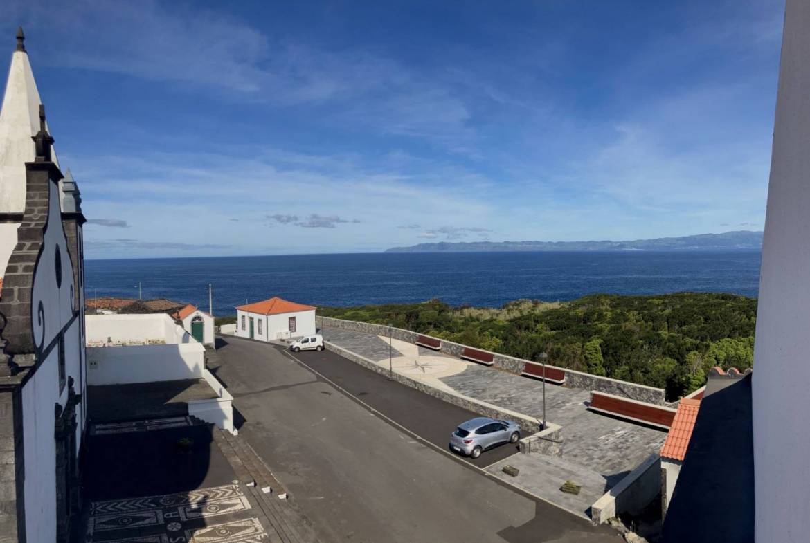 tourism accommodation views pico